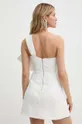Poročna obleka Bardot BELLA Glavni material: 100 % Poliester Podloga: 95 % Poliester, 5 % Elastan