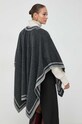 Abbigliamento Karl Lagerfeld poncho il lana 240W3308 grigio