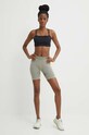 Hummel pantaloni scurți de antrenament First Seamless 212556 bej SS24