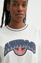 Βαμβακερό μπλουζάκι adidas Originals μπεζ IU2491