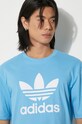 Bavlnené tričko adidas Originals IR7980 modrá