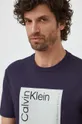 sötétkék Calvin Klein pamut póló