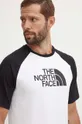 bela Bombažna kratka majica The North Face M S/S Raglan Easy Tee