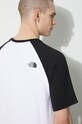 Памучна тениска The North Face M S/S Raglan Easy Tee NF0A87N7FN41 бял