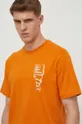 оранжевый Хлопковая футболка The North Face