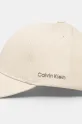 Памучна шапка с козирка Calvin Klein K60K612910 бежов SS25