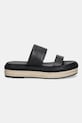 Calvin Klein klapki skórzane FLATFORM WEDGE SLIDE - HE HW0HW02374 czarny SS25