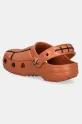 Chłopiec Crocs klapki CLASSIC BASKETBALL CLOG 210021.CROCS.CLASSIC.BA pomarańczowy