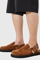 AllSaints klapki zamszowe Randal Mule M003FC.TAN