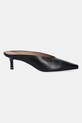 Шкіряні шльопанці BOSS Charlieze 50536294.001 чорний SS25
