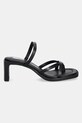 Шкіряні в'єтнамки Tommy Jeans THE SOHO SANDAL EN0EN02781 чорний SS25