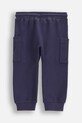 Coccodrillo pantaloni de trening din bumbac pentru bebeluși WC5120101SBN bleumarin SS25