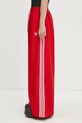 Donji dio trenirke adidas Originals OVERSIZED TP JD3388 crvena SS25