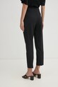 Odzież Calvin Klein spodnie LV044B690G czarny
