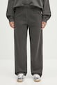 Bavlněné tepláky Carhartt WIP Benton Sweat Pant bavlna šedá I034513.89GD