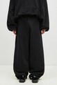Tepláky VETEMENTS Embroidered Logo jednofarebný čierna UA66SP630B