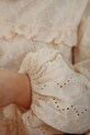 Dievčenské bavlnené šaty Konges Sløjd FRILLA DRESS béžová KS102232
