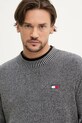 Одежда Хлопковый свитер Tommy Jeans DM0DM20923 серый