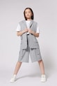 Detské krátke nohavice Dkny látka sivá D62274.156.162