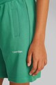 Детски памучен къс панталон Calvin Klein Jeans IU0IU00703.128.176.PPYA зелен