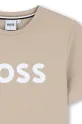 Chlapec Detské bavlnené tričko BOSS J52030.162.174 béžová