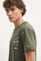 Хлопковая футболка Tommy Jeans зелёный DM0DM21106