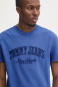 Бавовняна футболка Tommy Jeans фіолетовий DM0DM20356
