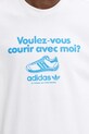 Одежда Хлопковая футболка adidas Originals GRFX TEE JC8365 бежевый