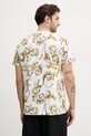 Ρούχα Βαμβακερό μπλουζάκι Versace Jeans Couture 78GAH6S0.JS458 λευκό