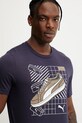 Βαμβακερό μπλουζάκι Puma GRAPHICS Sneaker σκούρο μπλε 684830
