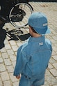 Chłopiec Konges Sløjd czapka z daszkiem dziecięca jeansowa MAGOT CAP GOTS KS105460.PPY2 niebieski