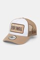New Era czapka z daszkiem LOCATION PATCH TRUCKER aplikacja beżowy 60771861