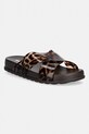 Παντόφλες Melissa MELISSA COZY SLIDE II AD φλατ καφέ M.38074.BU447