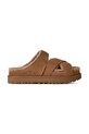 UGG klapki zamszowe W Greenport Cross Strap Slide płaski brązowy 1178470.CHE