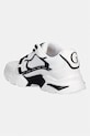 Obuwie Guess sneakersy CARRLI6 FLJCR6.ELE12.WHBLK biały