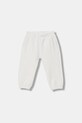 United Colors of Benetton spodnie dresowe dziecięce bawełniane z elastanem biały 35FNAF029.W.Stagionale
