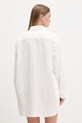 Odzież Tommy Jeans sukienka koszulowa z lnem DW0DW22344 biały