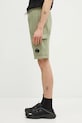Памучен къс панталон C.P. Company 20CMSB704A002246G зелен SS26