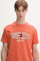 Tommy Jeans T-shirt męski bawełniany pomarańczowy DM0DM22520