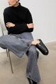 Кожени чехли Answear.LAB гладка кожа черен 25-467