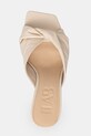 Answear.LAB klapki damskie skórzane beżowy WS26-OBD067