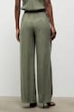 Odzież Answear.LAB spodnie damskie z lyocellu 95106.iak zielony