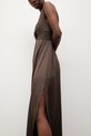 Answear.LAB sukienka z wiskozy brązowy WS26-SUD031