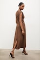 Odzież Answear.LAB sukienka 661808.hak brązowy