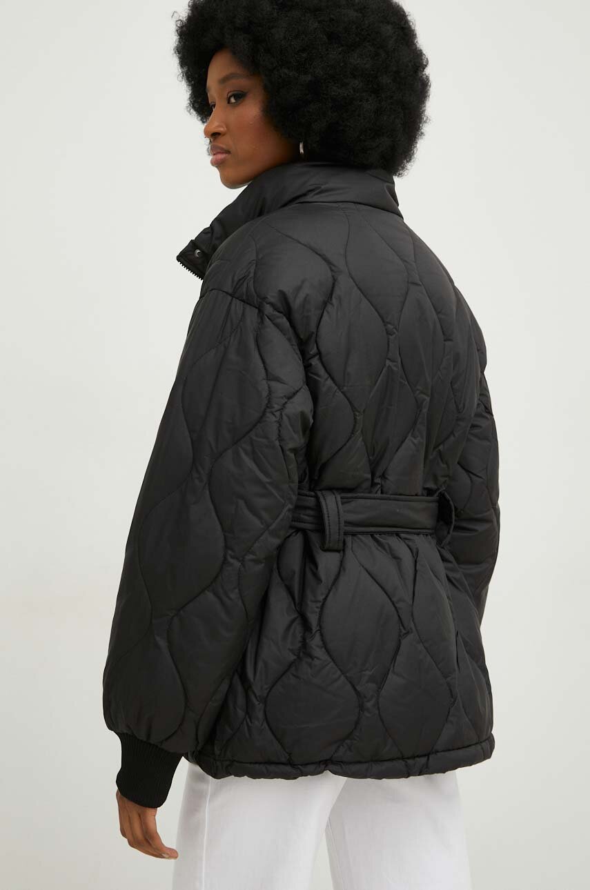 Bunda Answear Lab  60 % Polyester, 40 % Polyamid