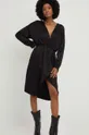 czarny Answear Lab sukienka X kolekcja limitowana SISTERHOOD Damski