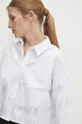 bela Bombažna srajca Answear Lab