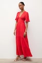 Odzież Answear.LAB sukienka rozkloszowana z wiskozy 62635.fjk czerwony