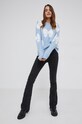 Answear Lab Sweter z domieszką wełny AT7225.AJ niebieski WZ21