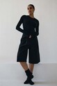MUUV. longsleeve bawełniany SOUPLE longsleeve.slim.fit.SOU czarny